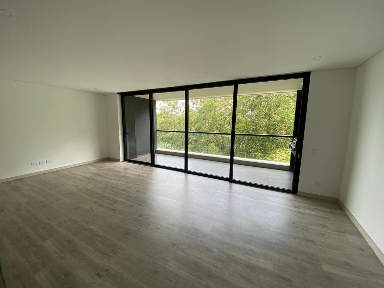 Apartamento en venta en el Poblado Palmas Medellin