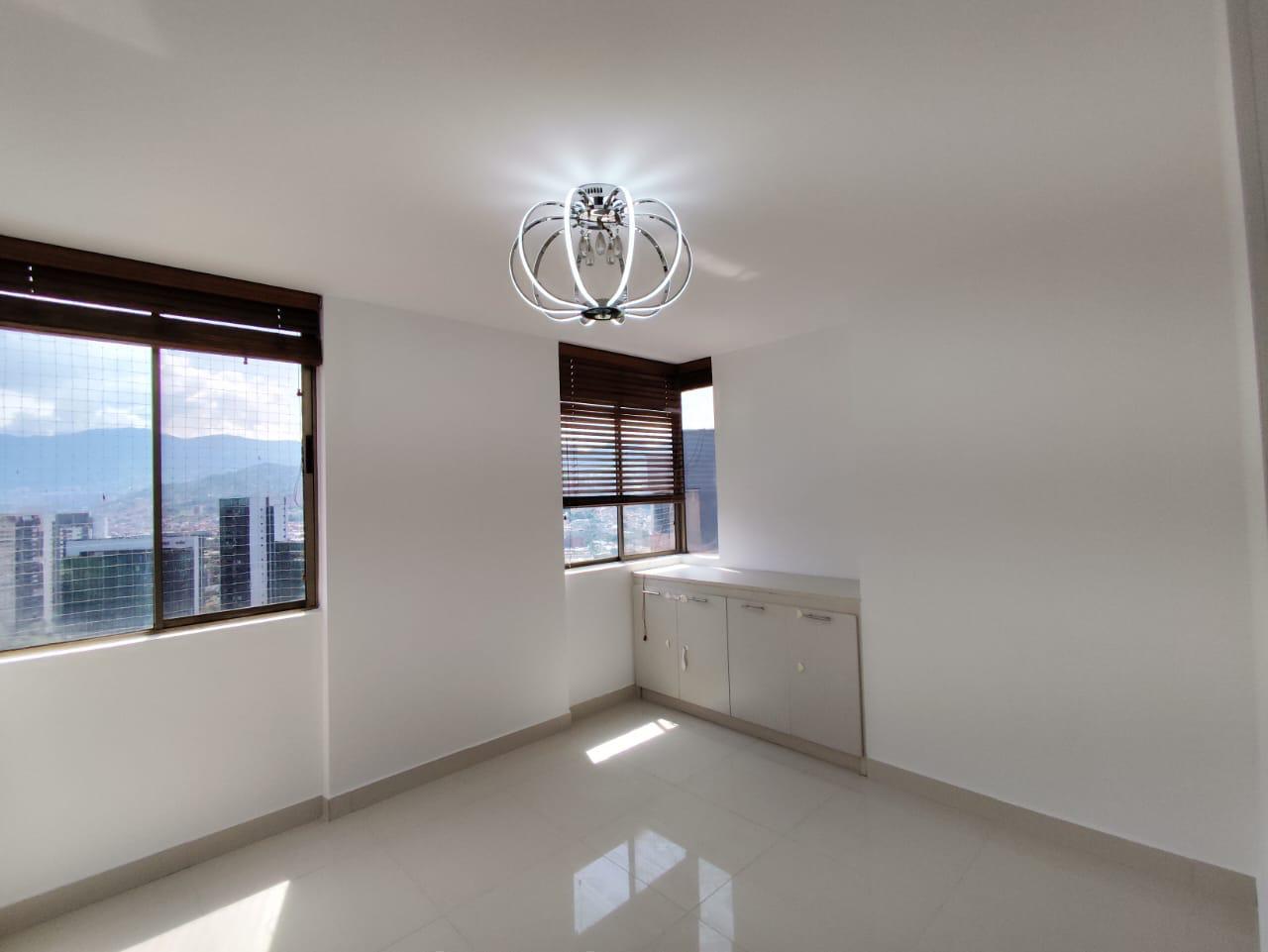 Apartamento amoblado para la venta- Poblado los Balsos Medellín