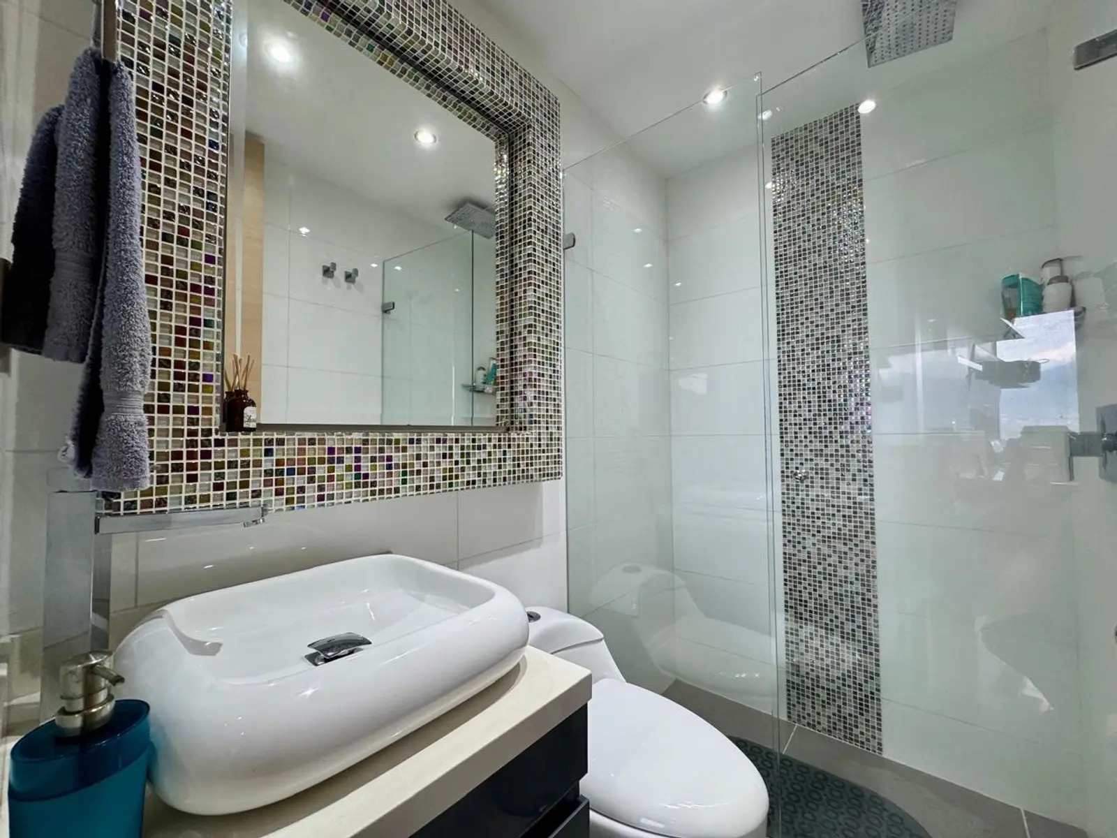 Apartamento en venta en Envigado Loma del Chocho