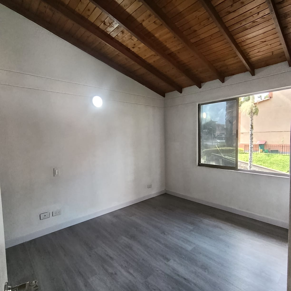 Casa en venta en Envigado Las Antillas