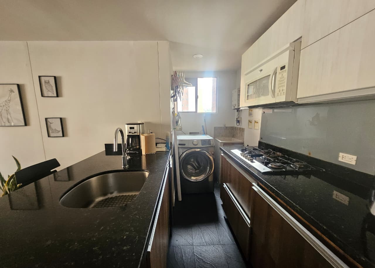 Apartamento amoblado en arriendo en Ciudad del Río El Poblado