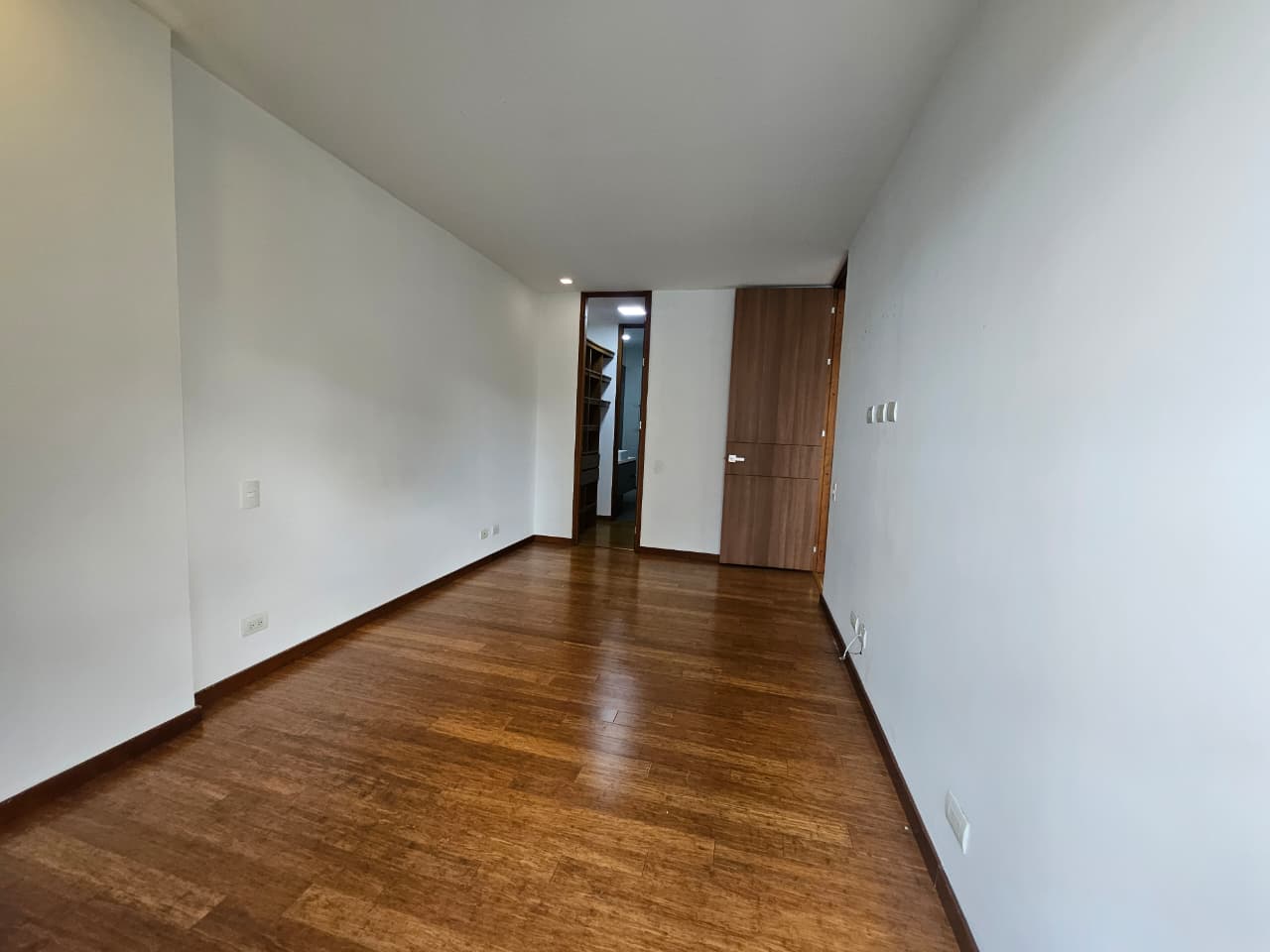 Apartaestudio para arriendo en El Tesoro Poblado