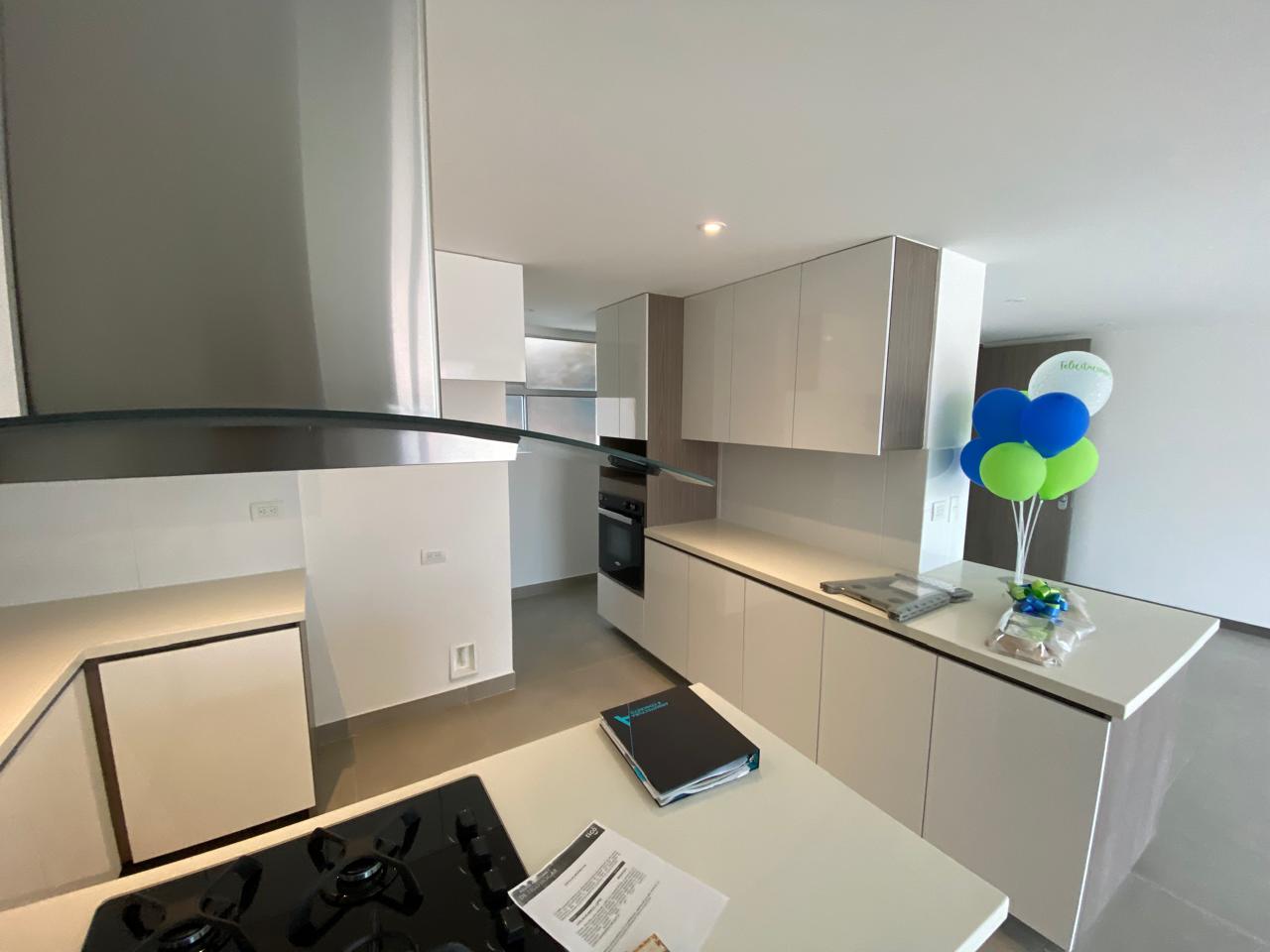 Apartamento Para La Venta En Envigado