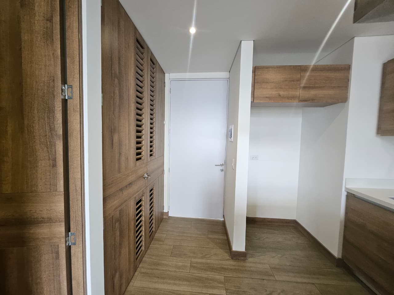 Apartaestudio para arriendo en Ciudad del Río El Poblado