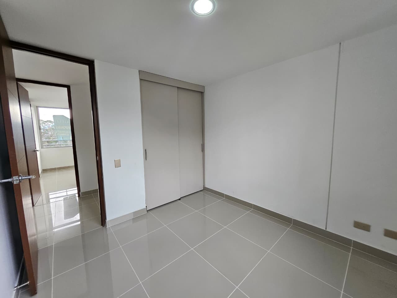Apartamento para arriendo en La Loma del Indio El Poblado