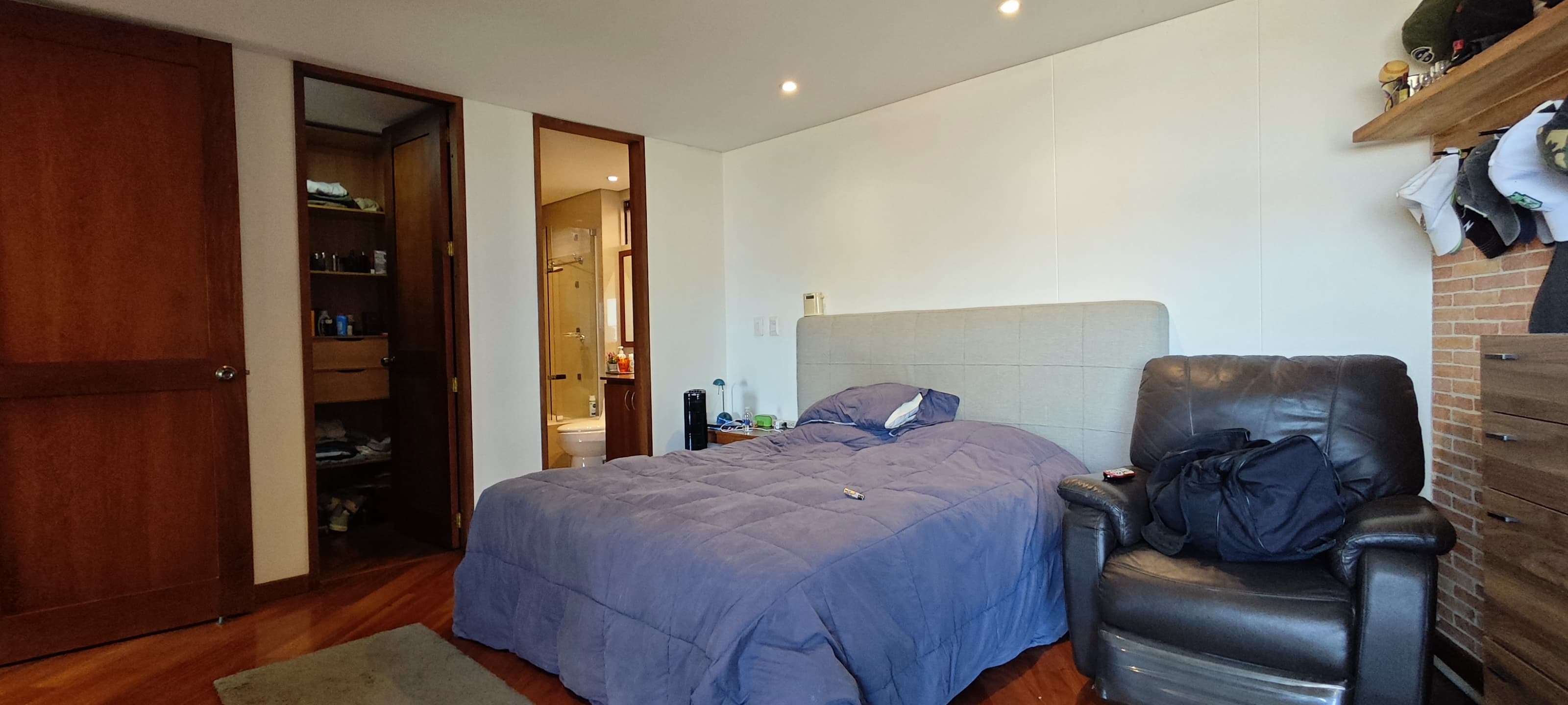 Apartamento para la venta en Loma de Los Gonzalez Poblado Medellin