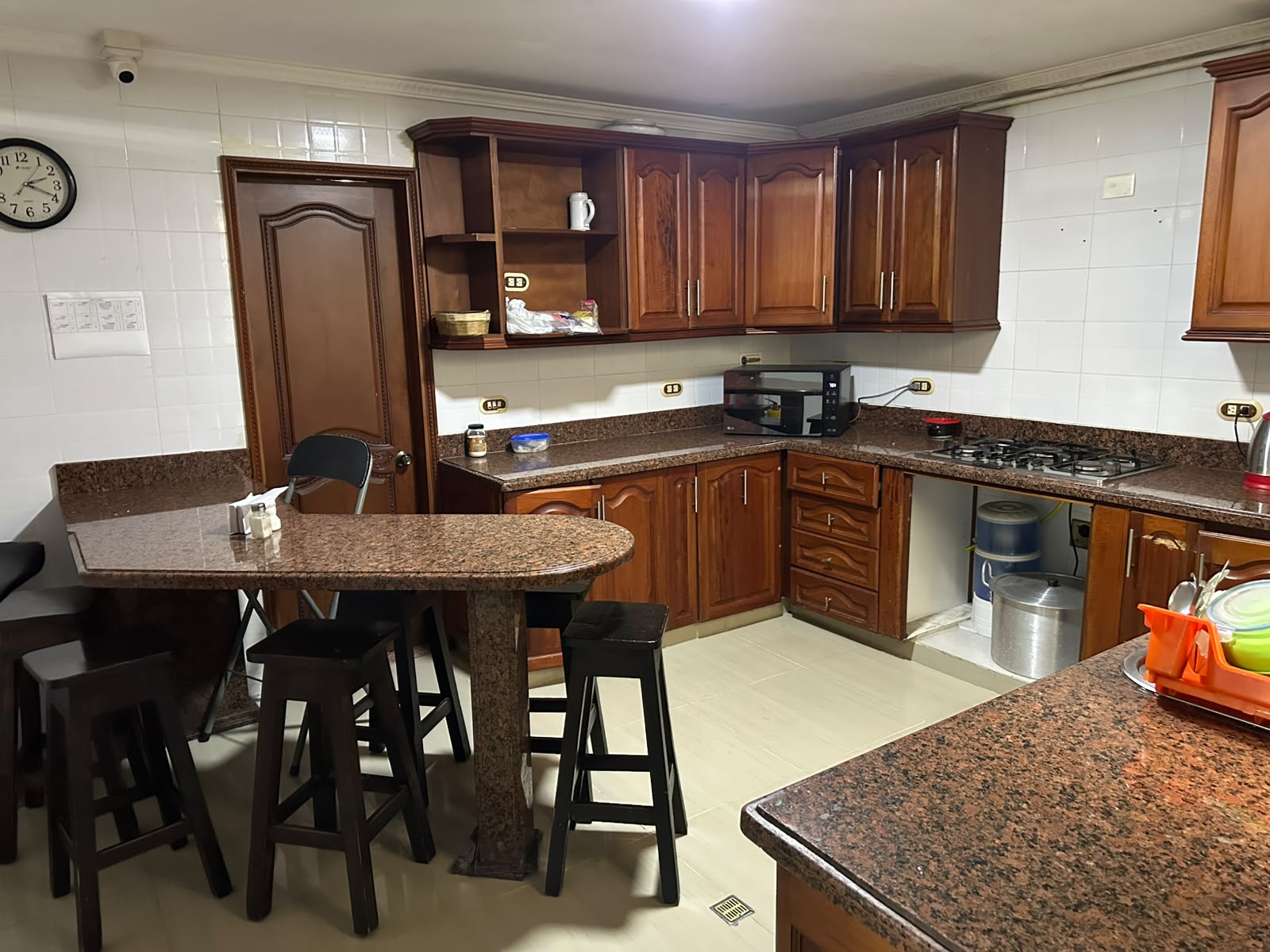 CASA COMERCIAL PARA LA VENTA EN BELEN ALAMEDA