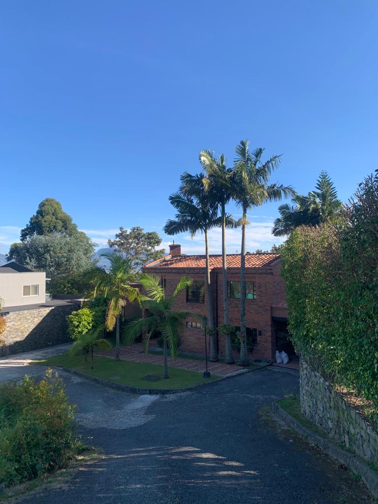 Casa en venta en las Palmas Medellin para rentas cortas