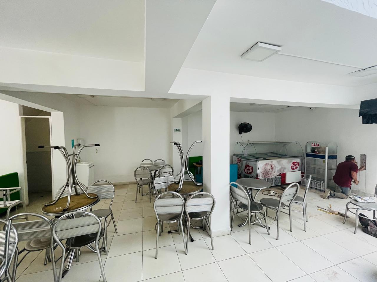 Se arrienda casa local en bello la cumbre