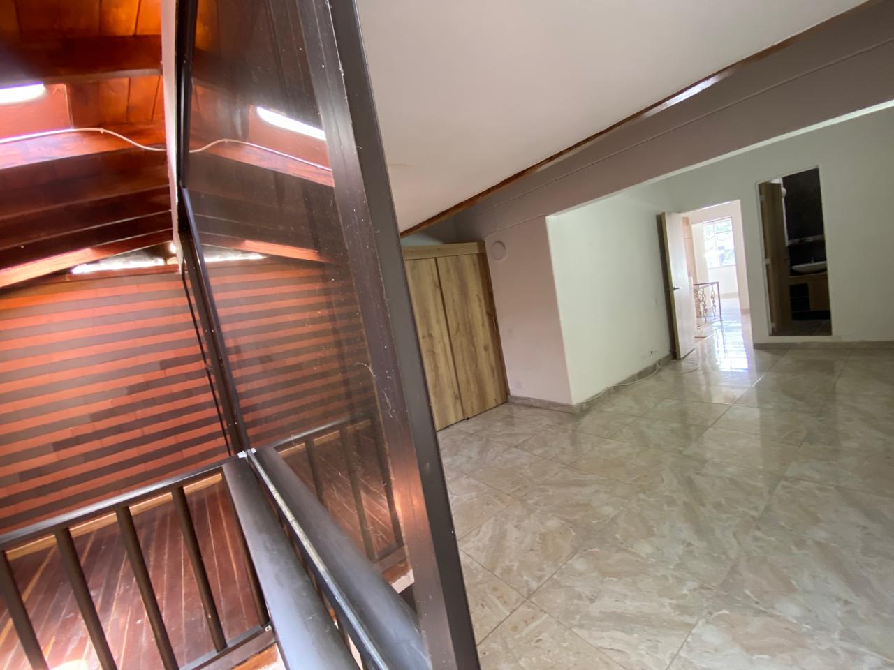 Casa para la venta en Envigado Las Antillas