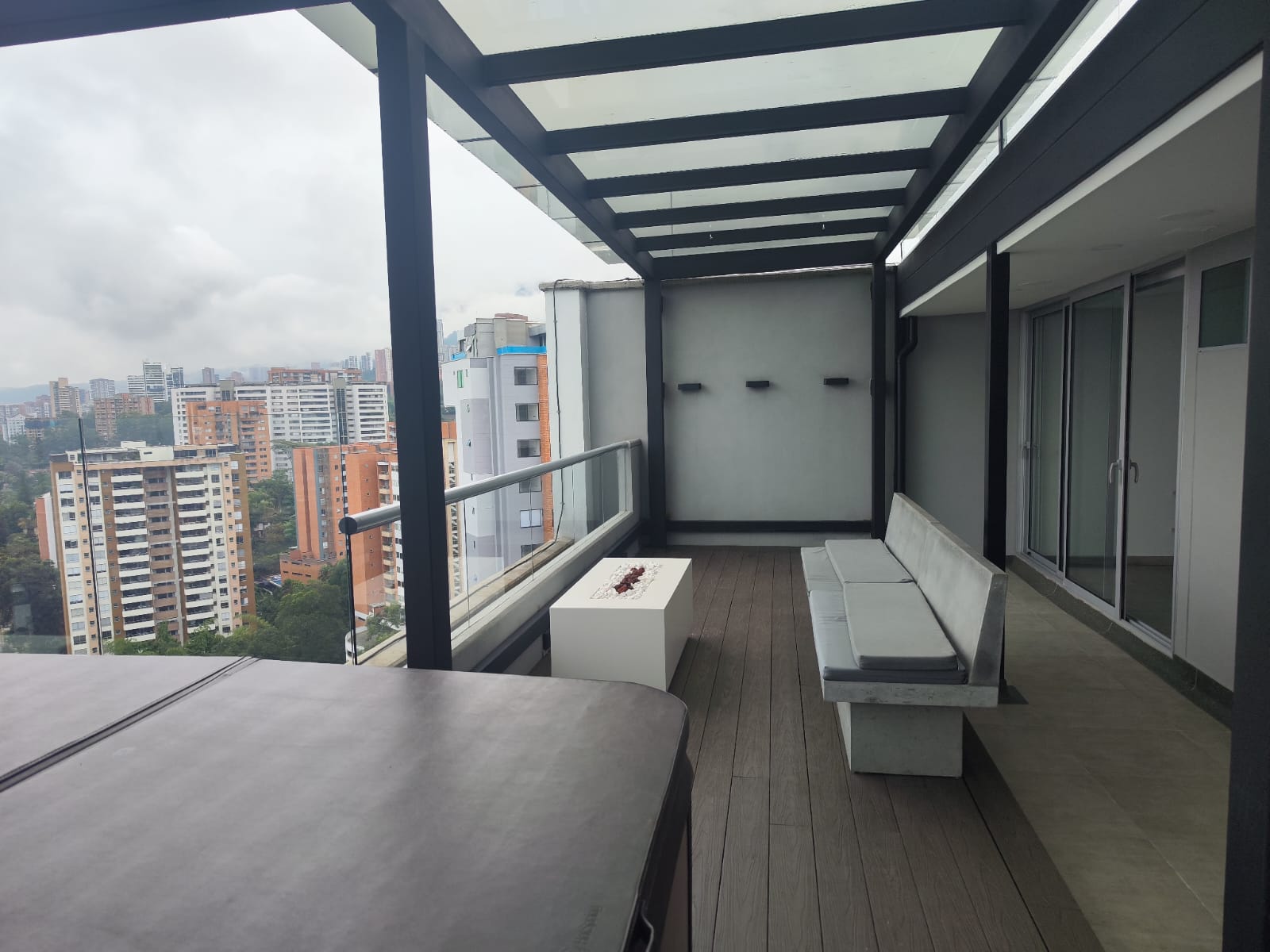 Penthause Duplex en venta en Envigado sector los Mesa