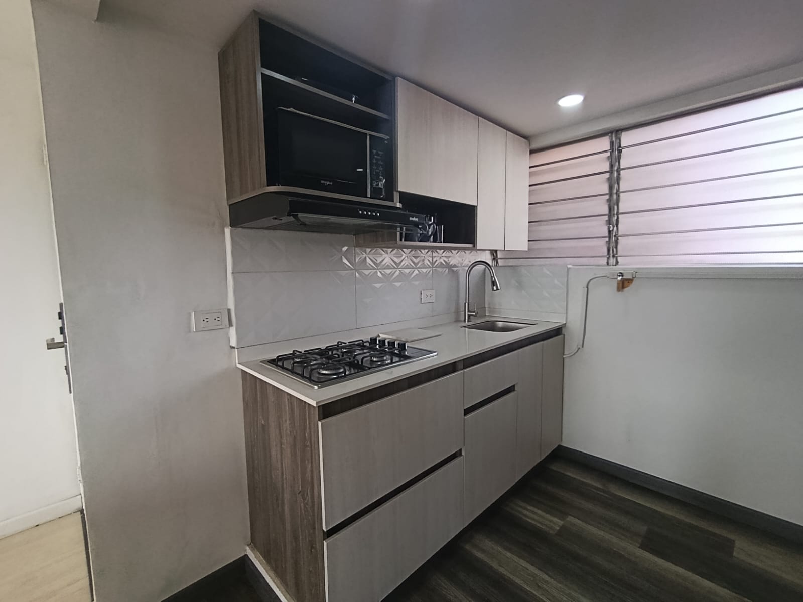 APARTAMENTO AMOBLADO EN  ARRIENDO EN BELEN