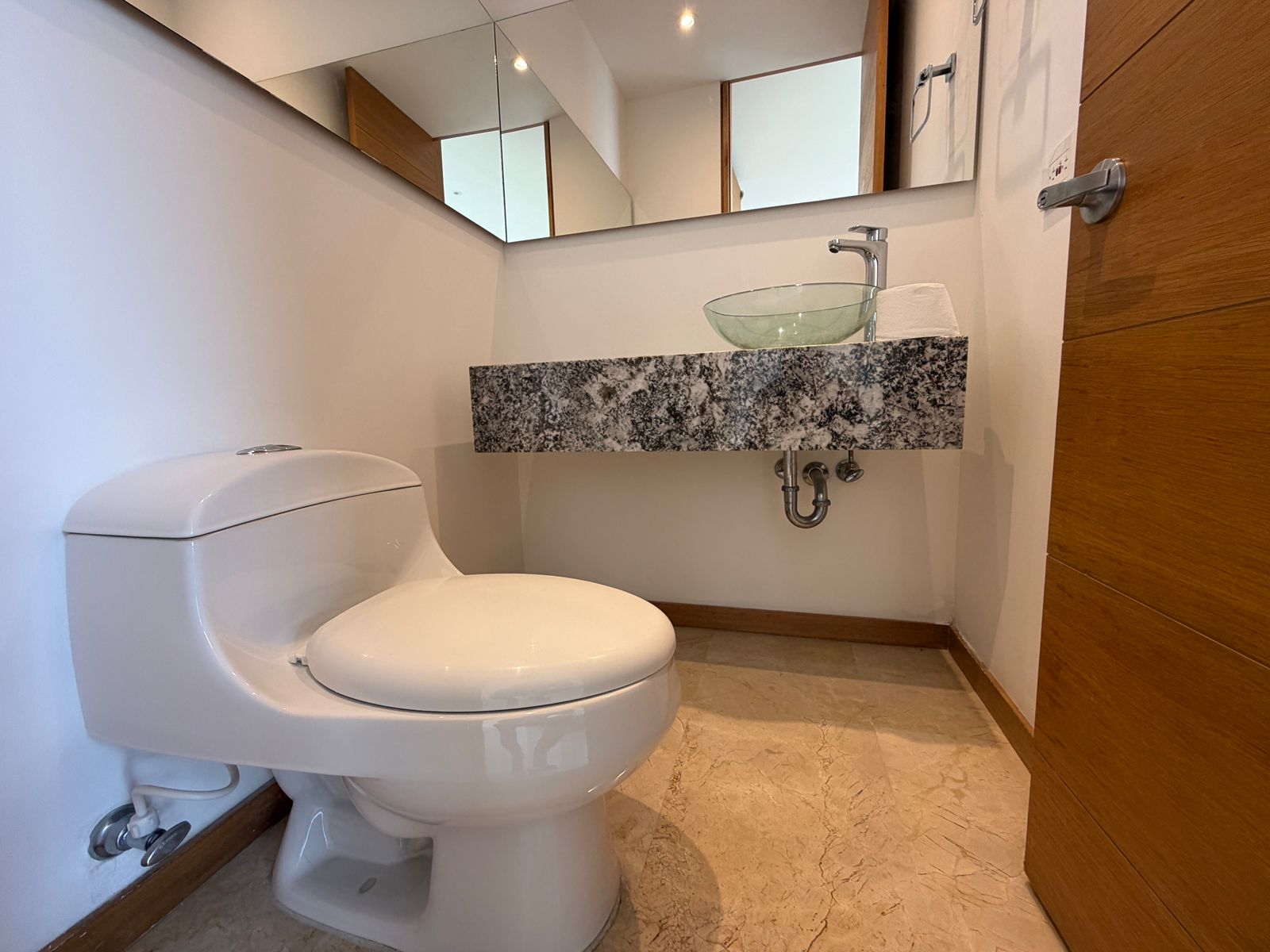 Apartamento en venta Medellin Poblado los Balsos