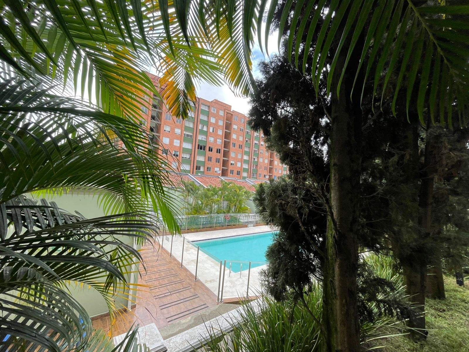 Casa para la venta en Medellin Loma de Los Bernal