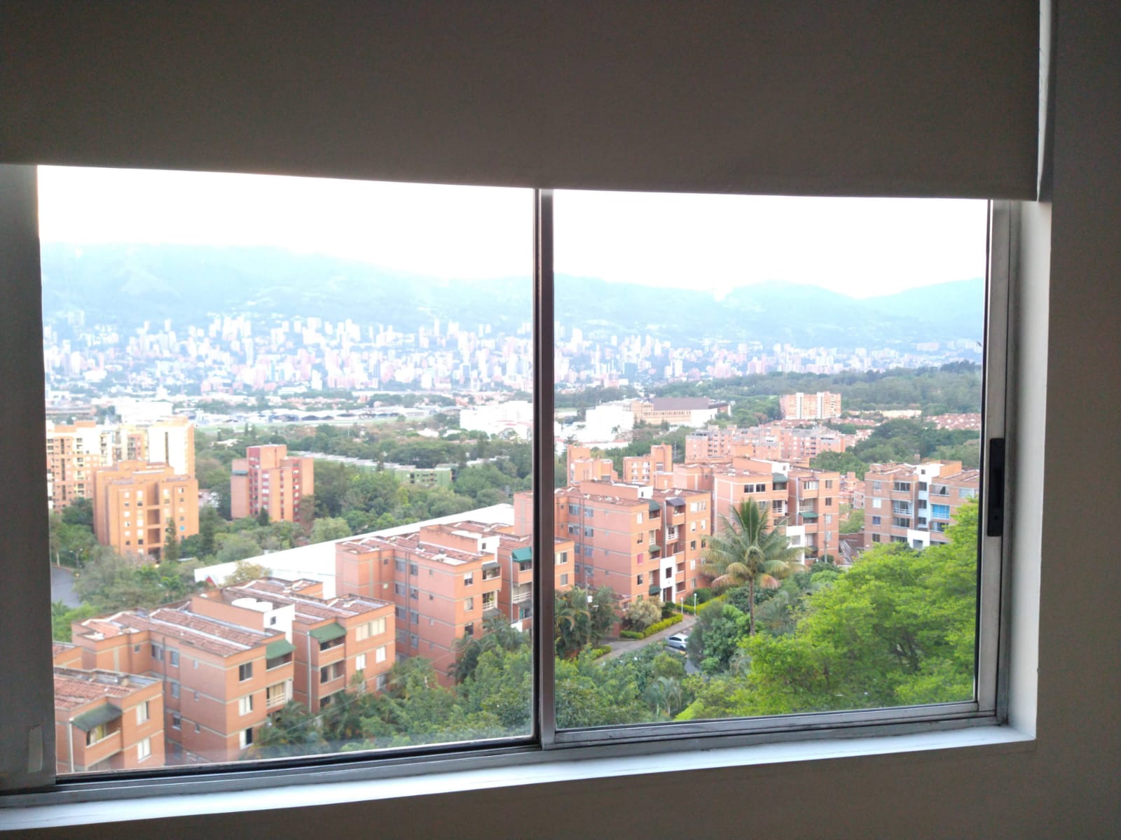 Apartamento en Venta Medellin Loma de los Bernal