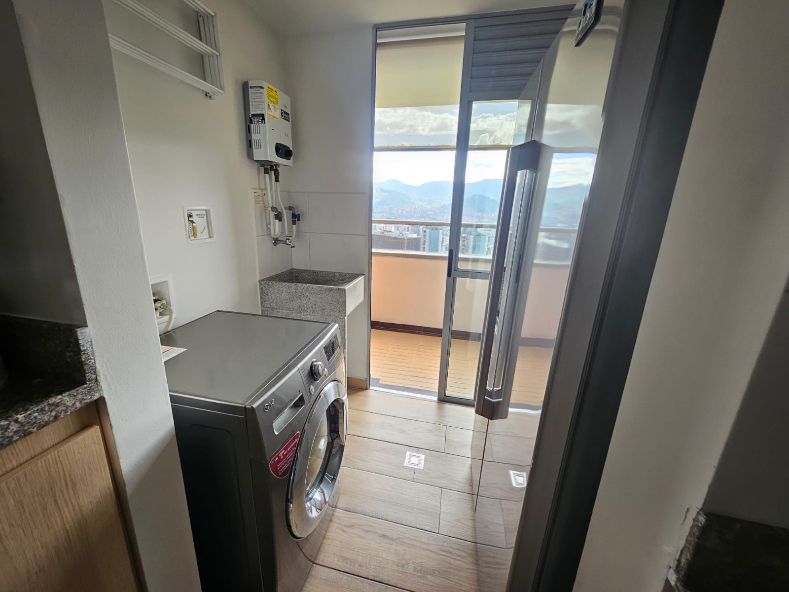 Apartamento en arriendo en Loma del Indio Poblado