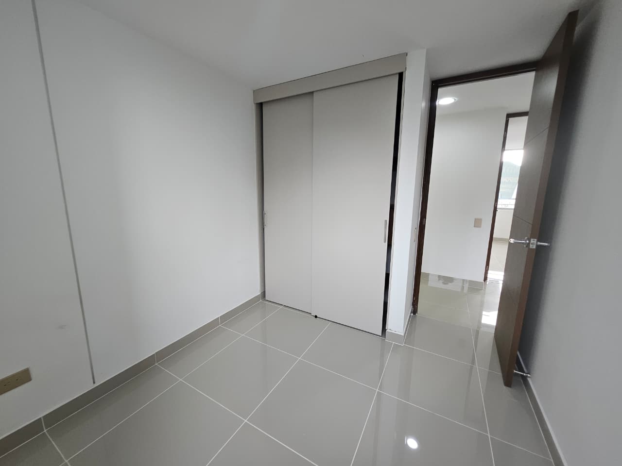 Apartamento para arriendo en La Loma del Indio El Poblado