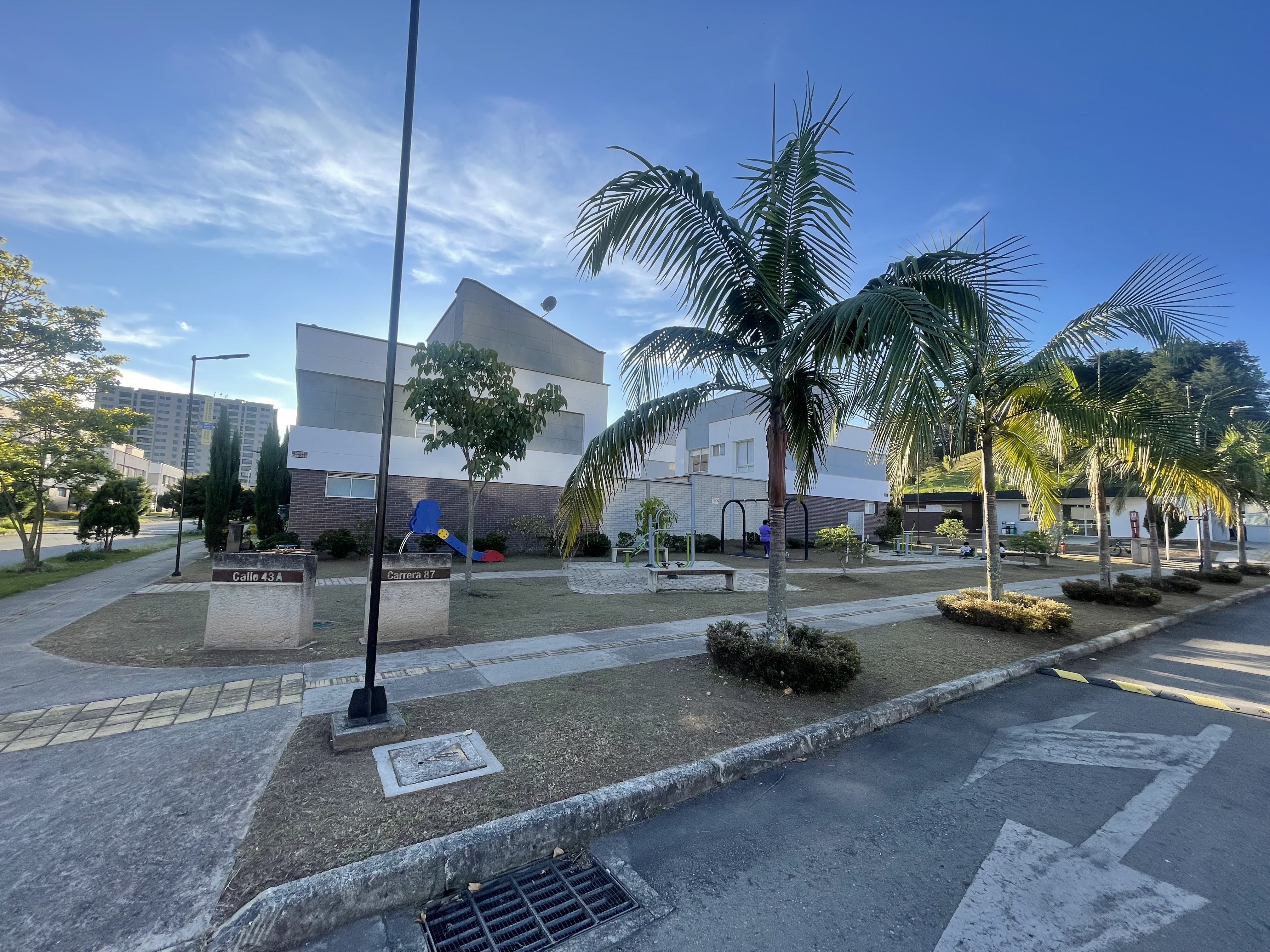 Casa  AMOBLADA para la venta en Rionegro sector Barro Blanco