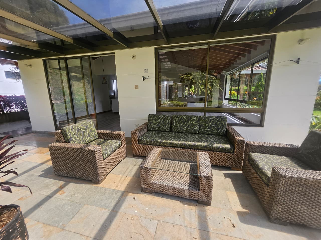 Casa para arriendo en Envigado Loma del Escobero