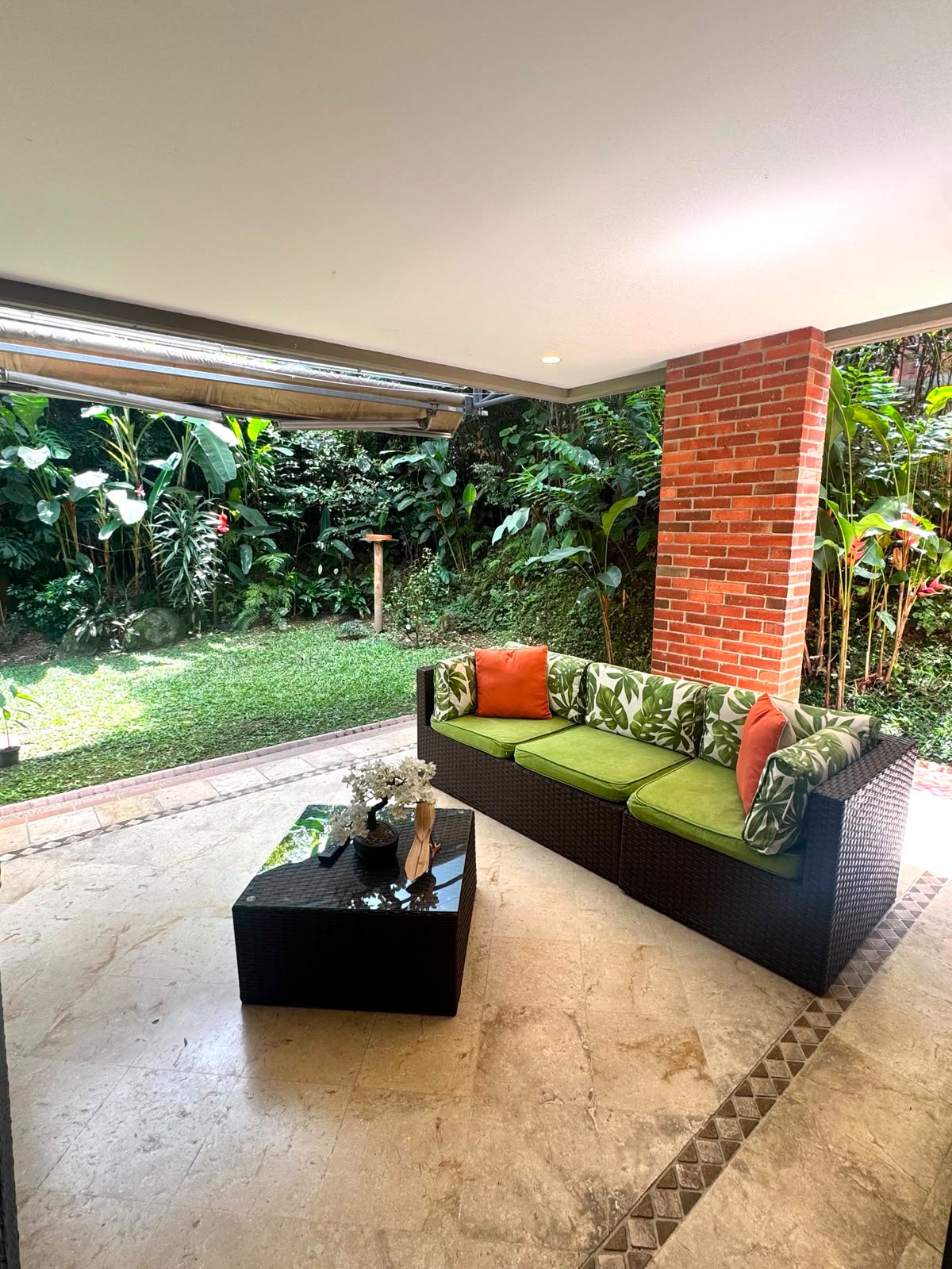Casa en  venta en altos del   Poblado Medellin