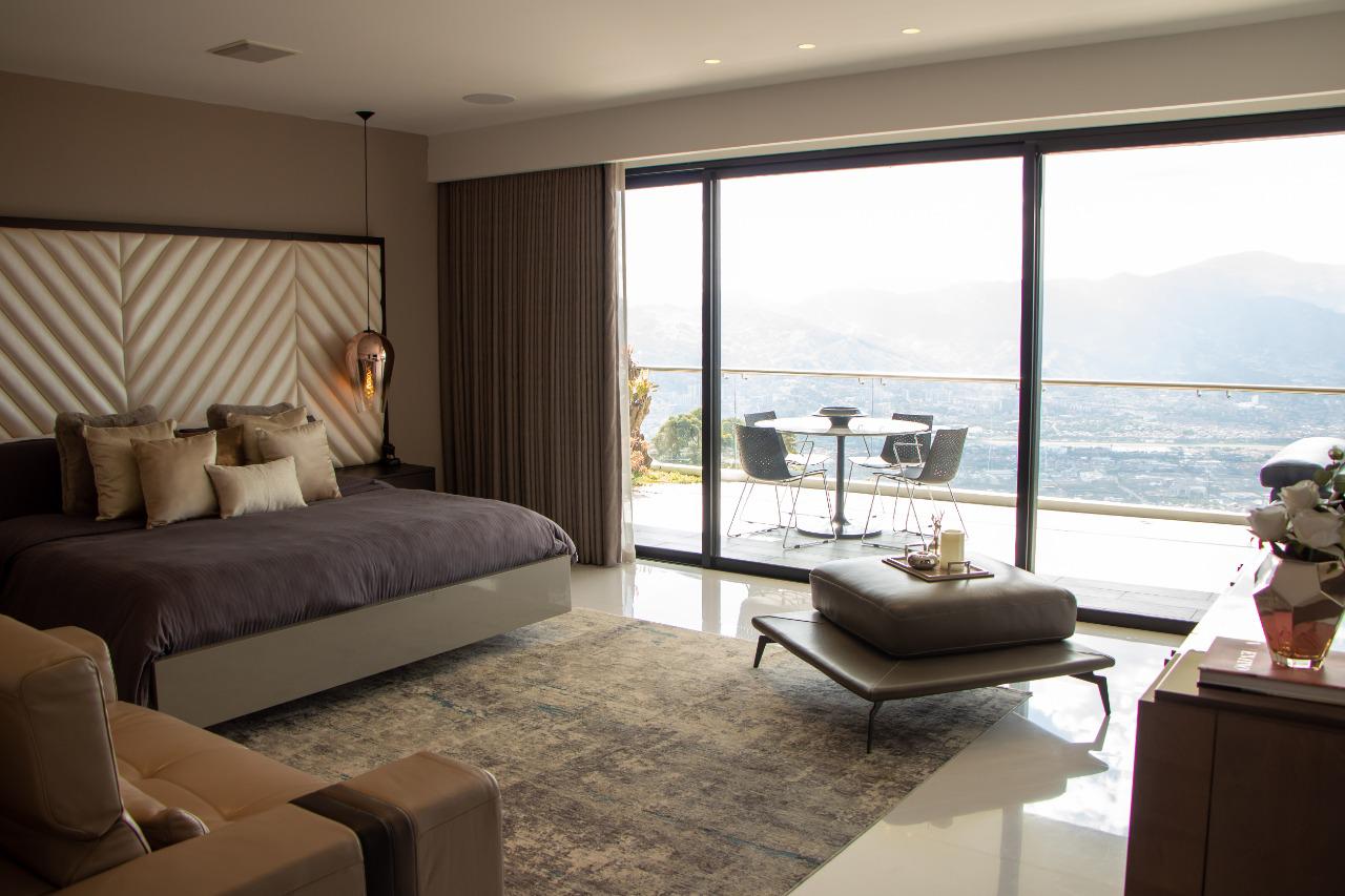 Exclusiva casa en venta en las Palmas Medellin