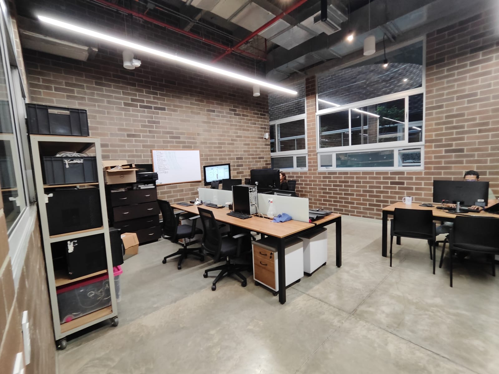 Edificio industrial para venta en sector  la aguacatala   Medellin