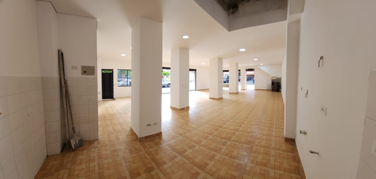 Local en arriendo en el sector santa lucia