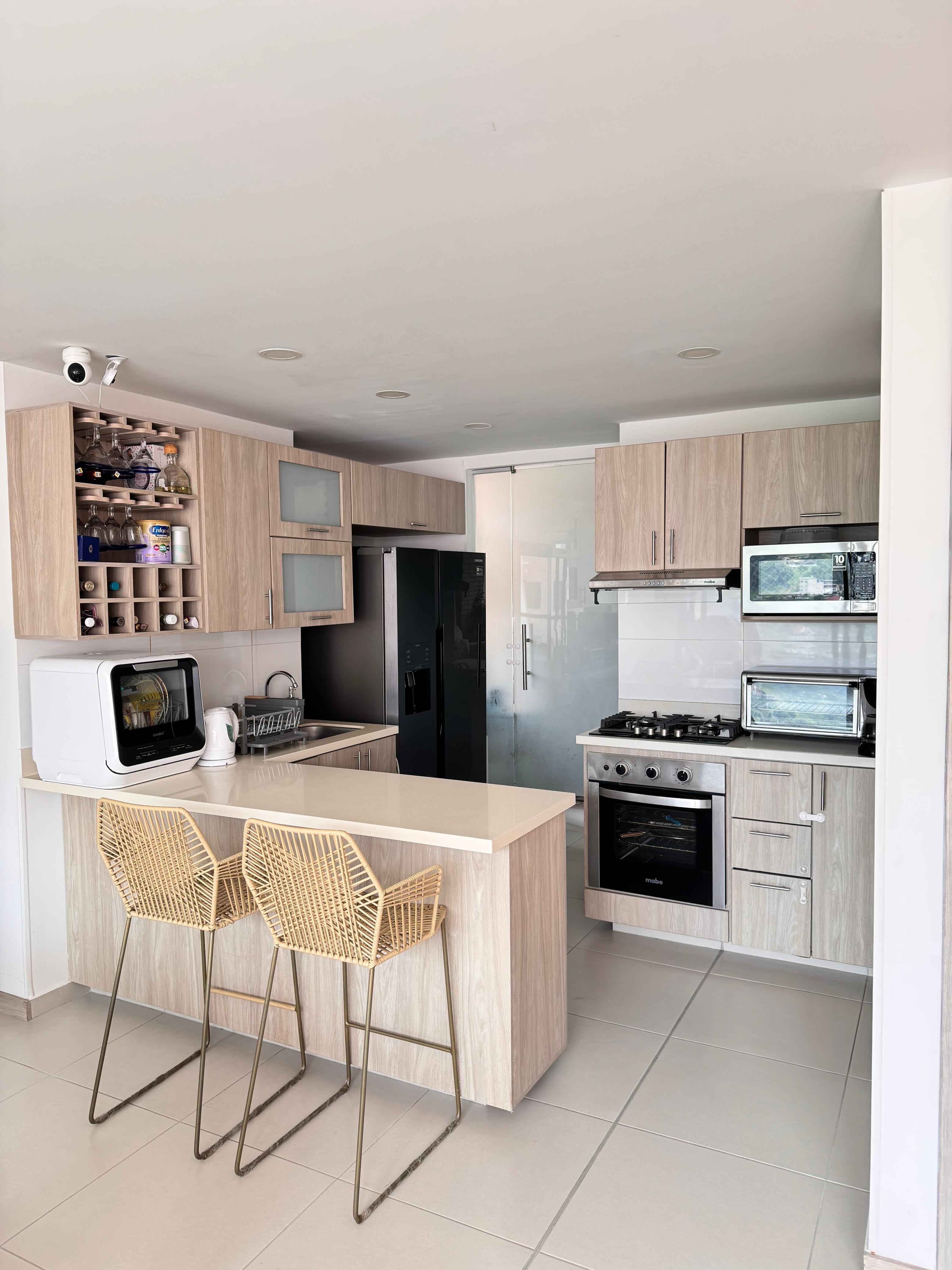 Vendo amplio Apartamento en san Jose, sabaneta