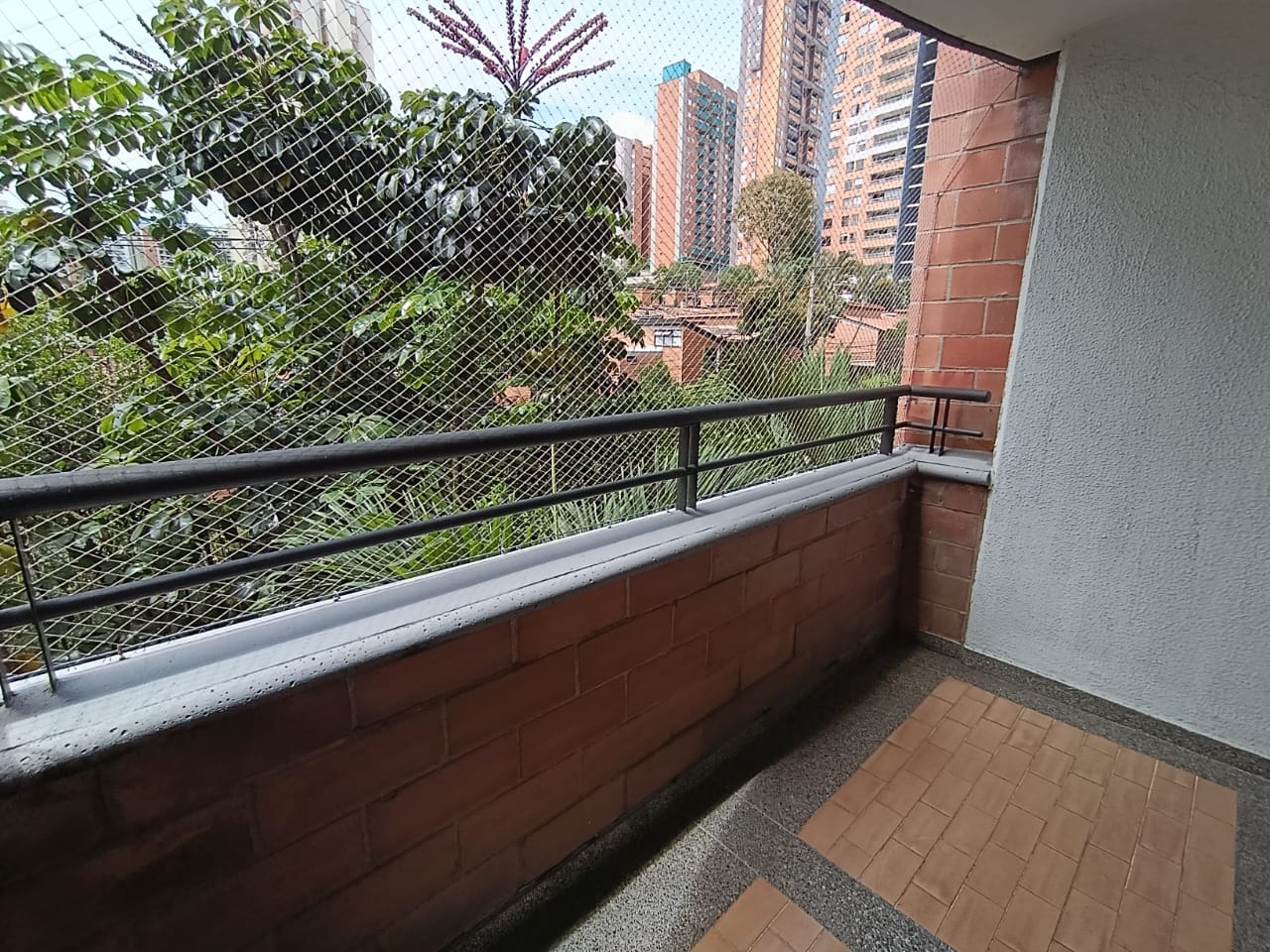Arriendo apartamento en La Loma de Los Bernal