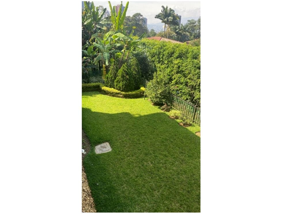 Casa en venta en la Cola del Zorro Poblado Medellin