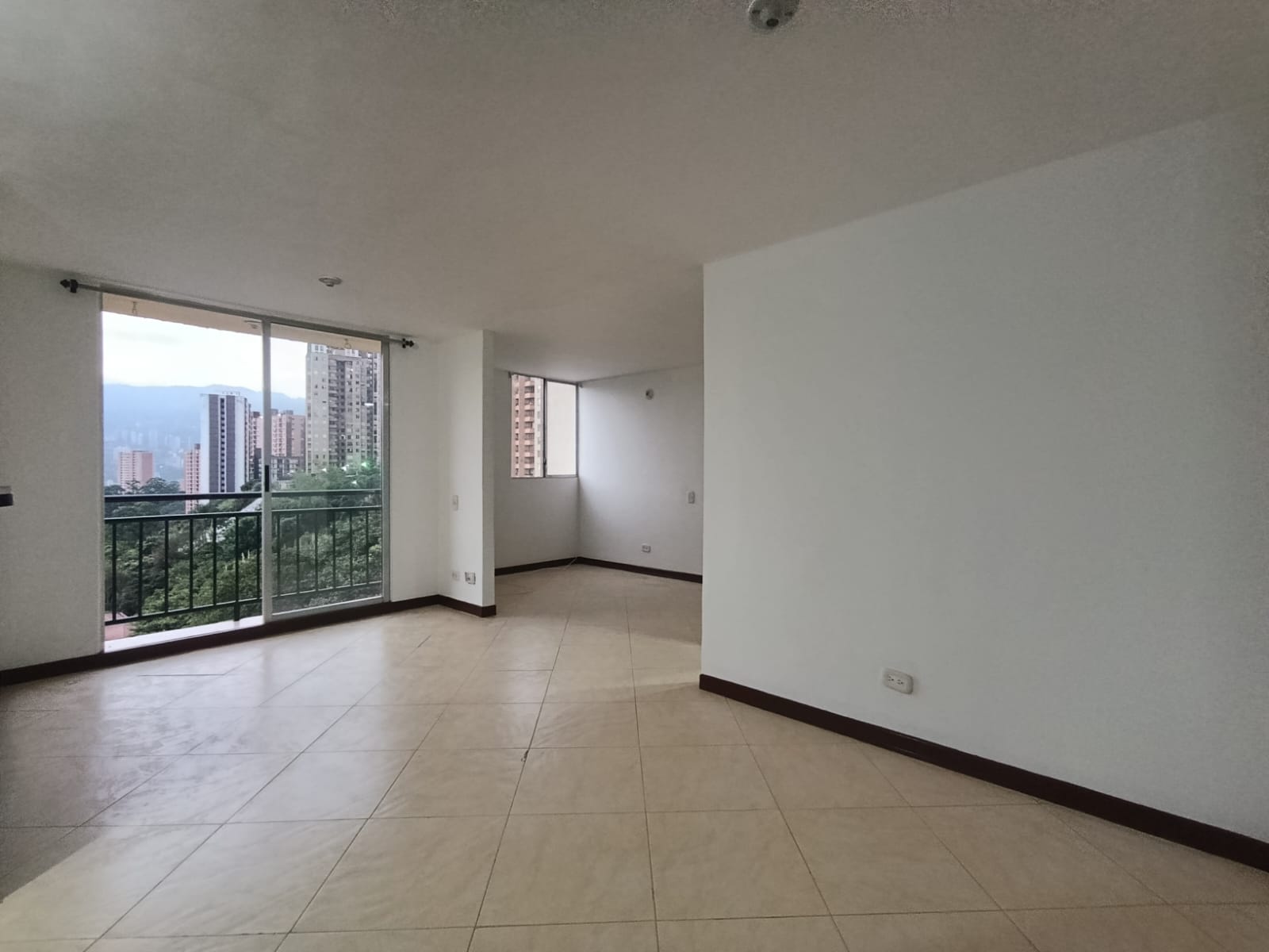 APARTAMENTO EN ARRIENDO, RODEO ALTO