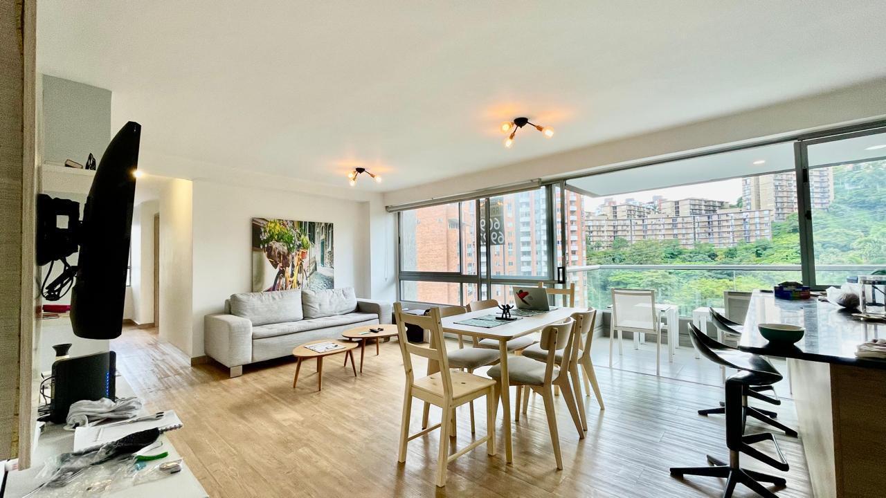 Apartamento para arriendo en el Poblado Loma de San Julian