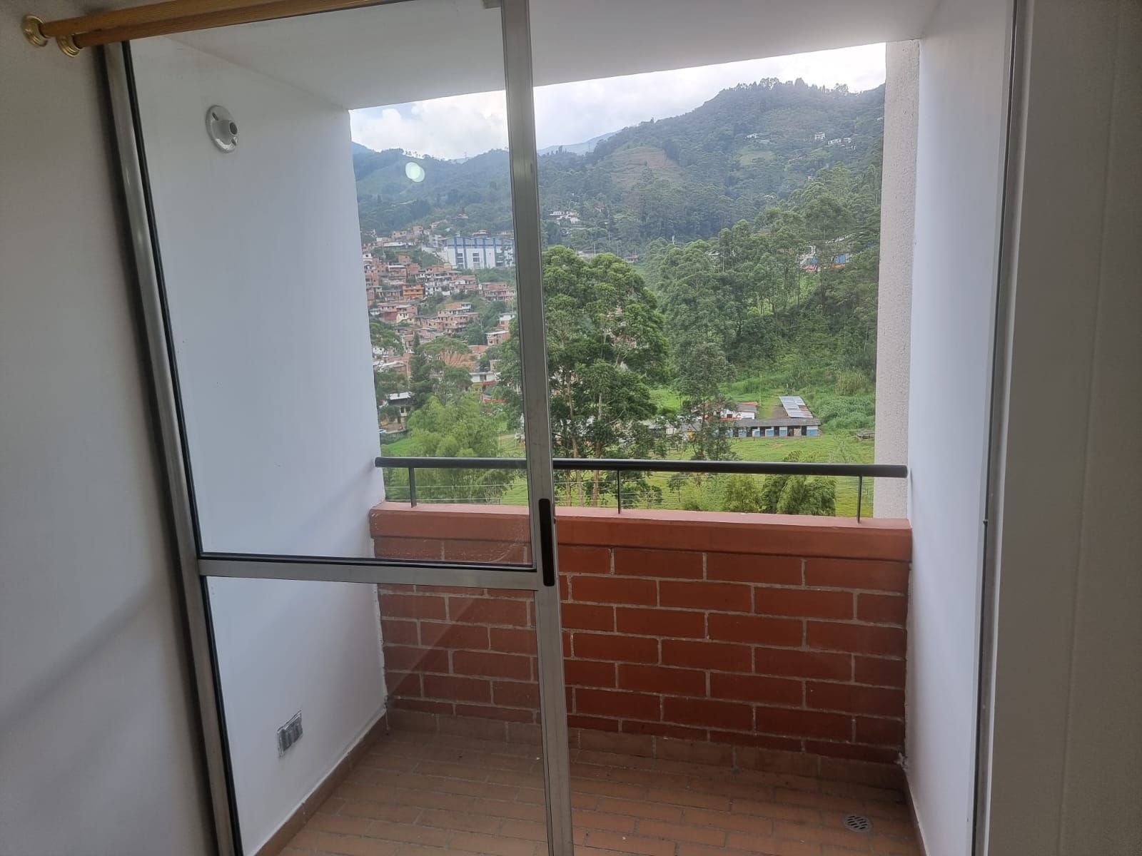 Apartamento en venta en la estrella tablaza