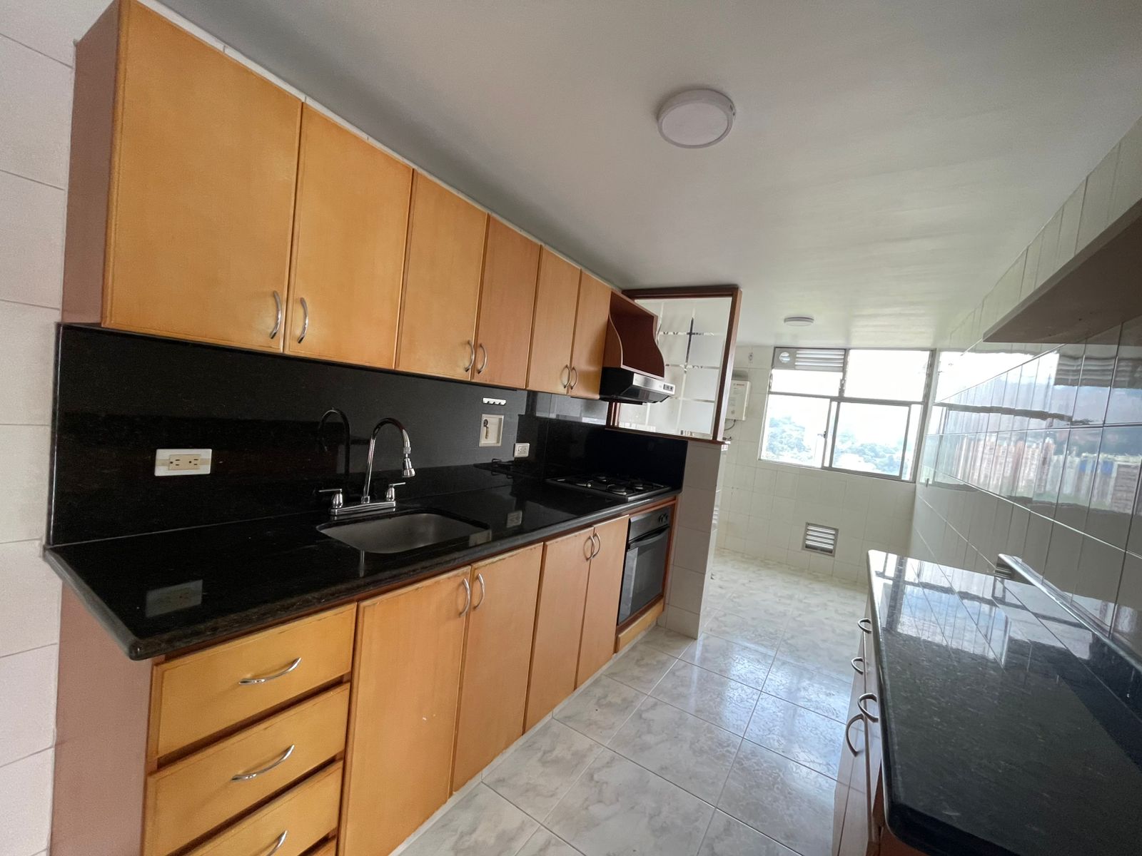 Apartamento en arriendo en Poblado Las Palmas