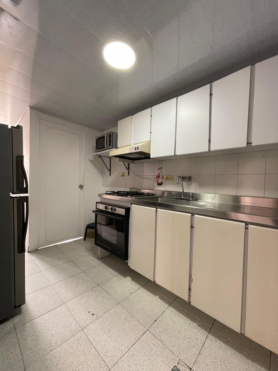 Apartamento amoblado para arriendo en Laureles Medellín