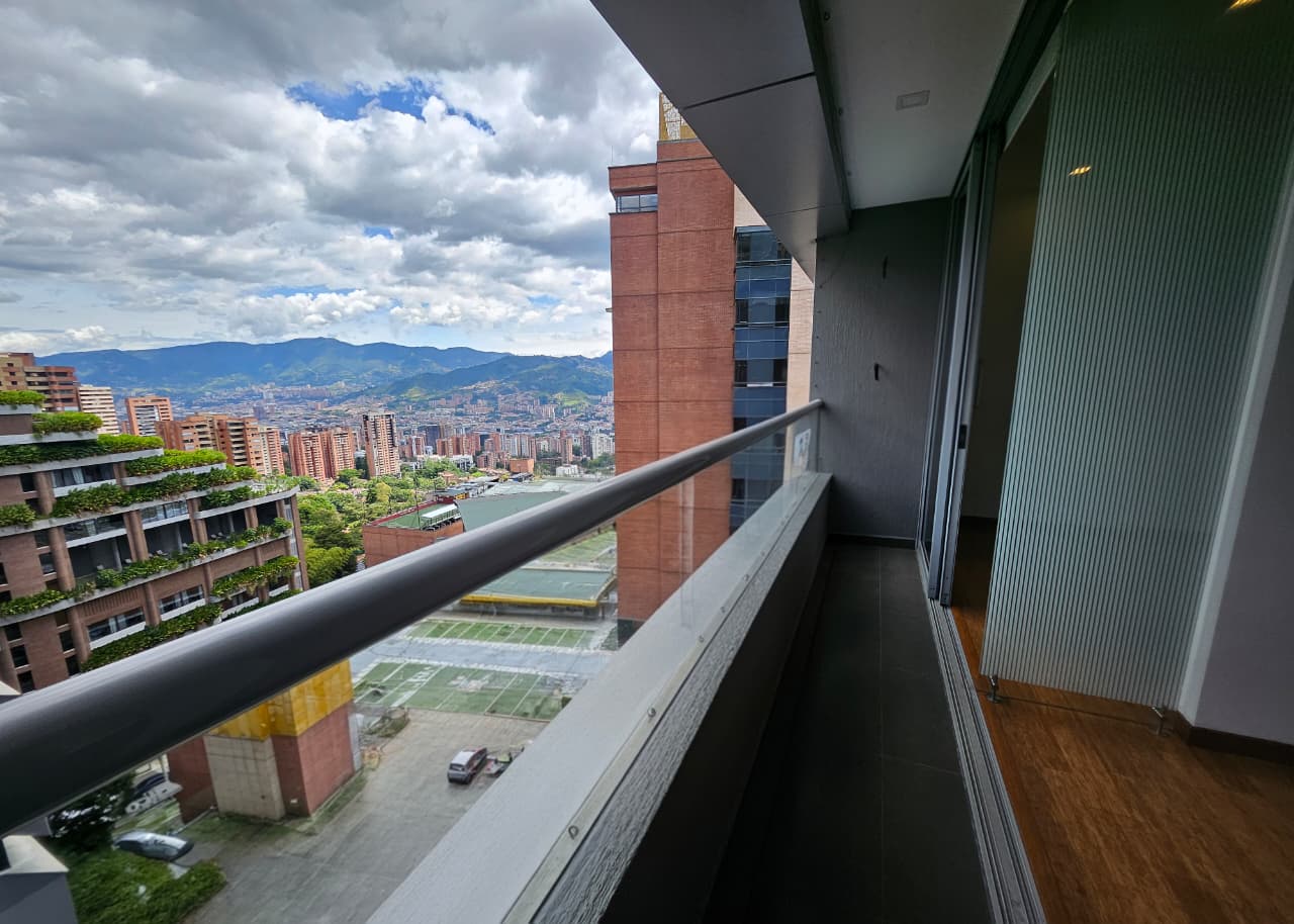 Apartaestudio para arriendo en El Tesoro Poblado