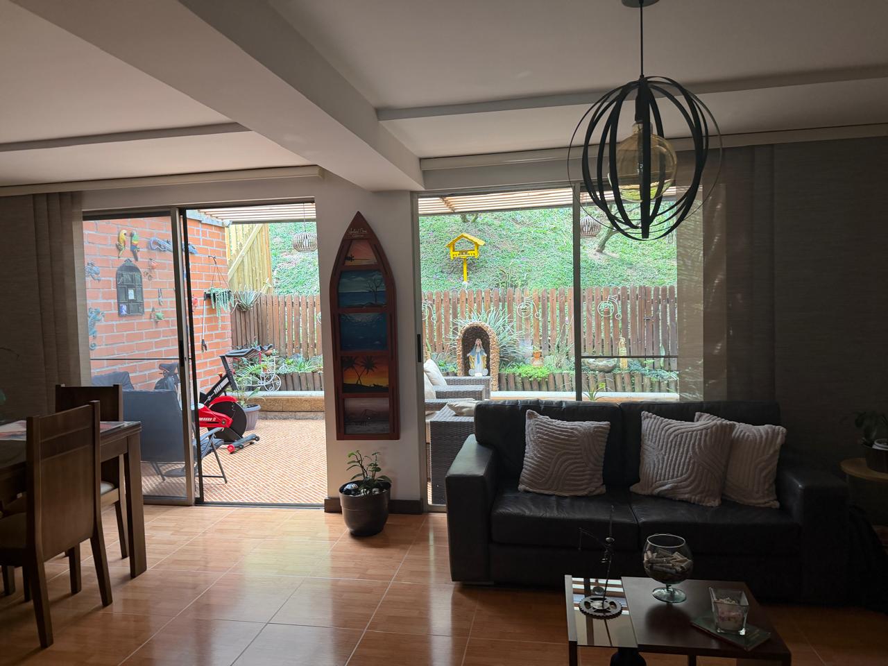 Casa para la venta en Envigado   sector Cumbres
