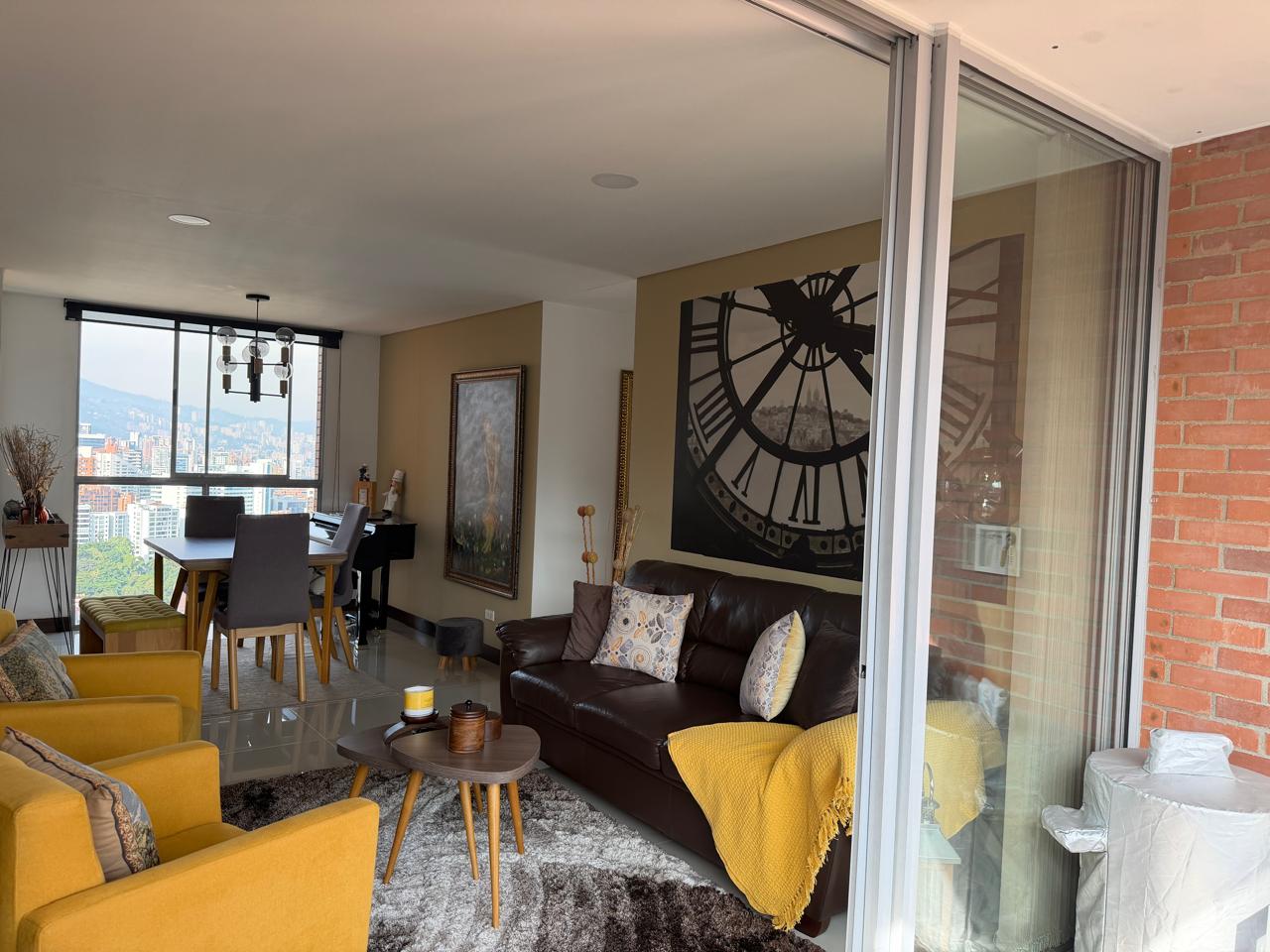 Apartamento en venta en Castropol Medellin