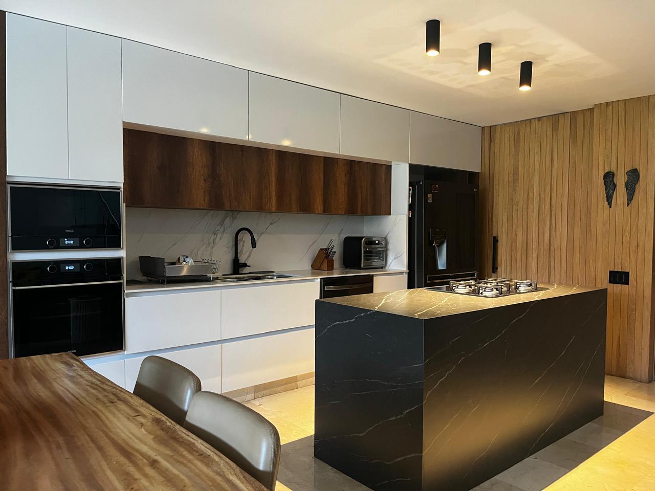 Casa para la venta en Envigado la Calleja