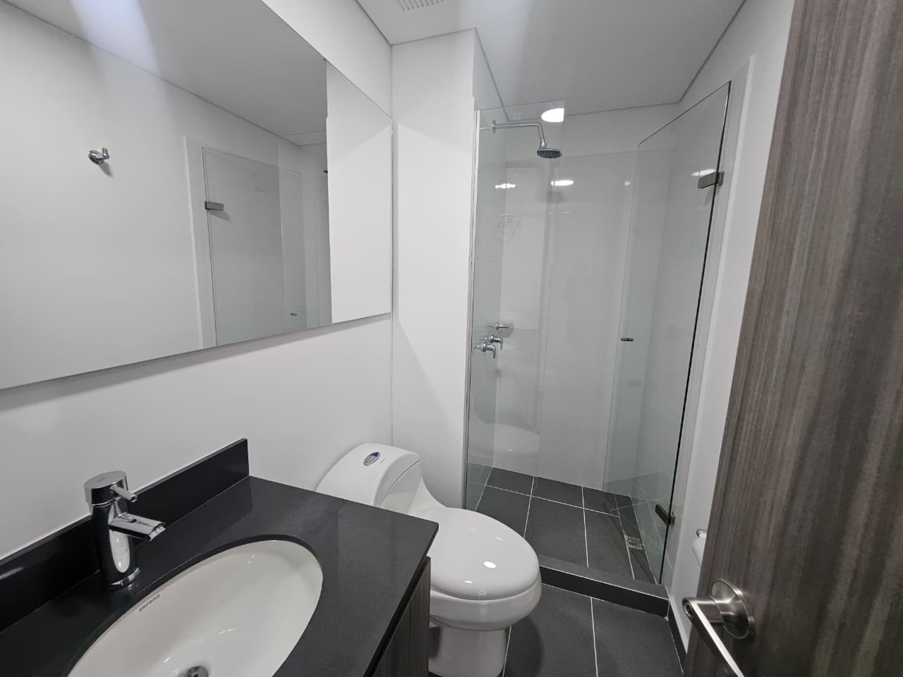 Apartamento para estrenar en arriendo en Las Palmas Medellín