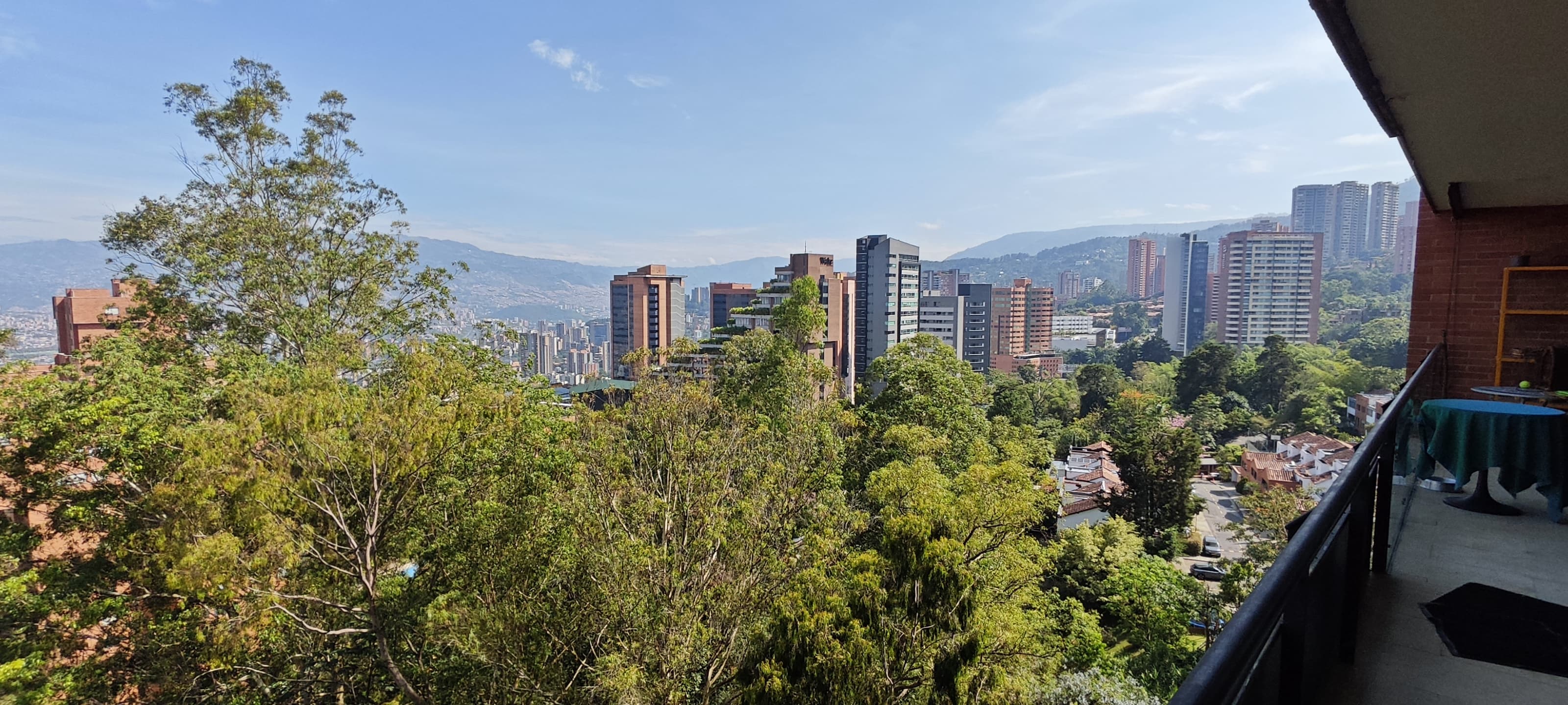 Apartamento para la venta en Loma de Los Gonzalez Poblado Medellin