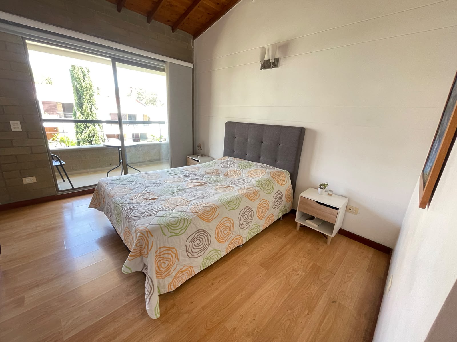 Casa amoblada en venta en La Estrella Sector Toledo