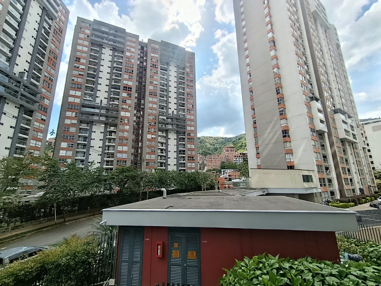 Apartamento en arriendo Loma de Los Bernal