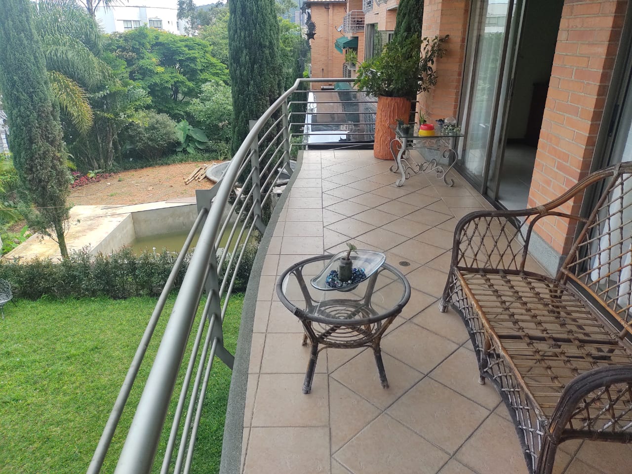 CASA EN VENTA EN EL POBLADO LA CALERA