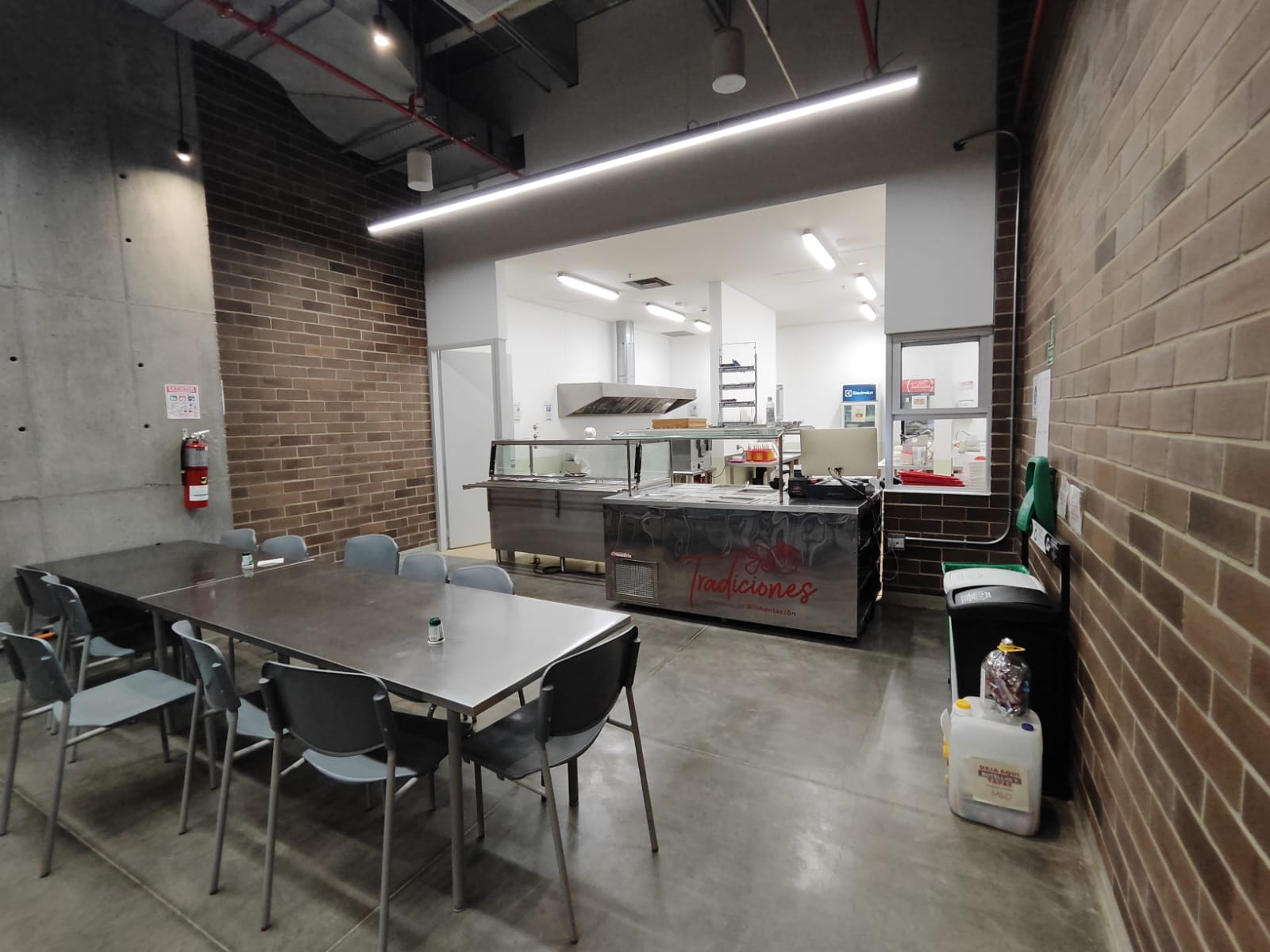 Edificio industrial para venta en sector  la aguacatala   Medellin