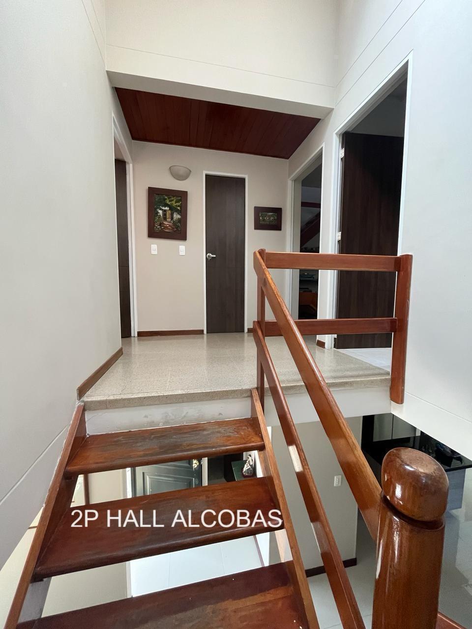 Casa en arriendo en Envigado Alcala