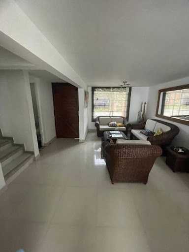 Casa para la venta en La Mota Medellin