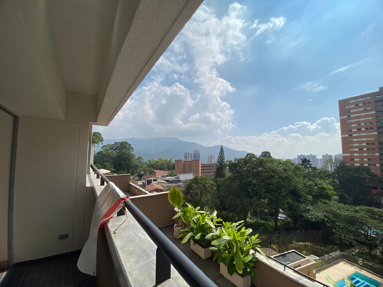 Apartamento en venta en la estrella toledo