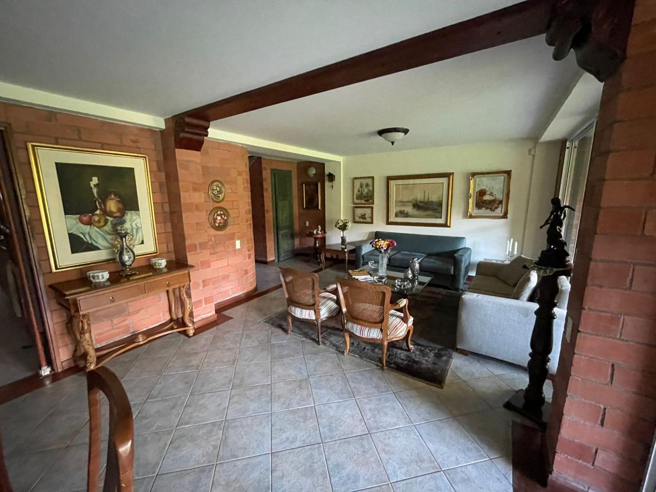 Casa en venta en Envigado loma del chocho