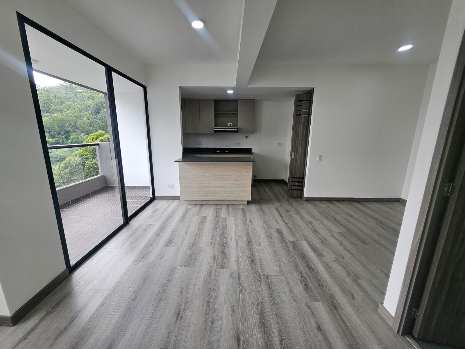 Apartamento para estrenar en arriendo en Las Palmas Medellín
